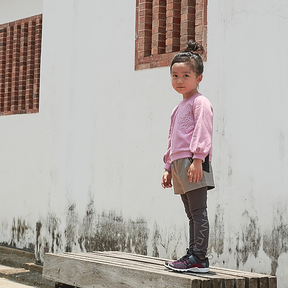 Silver kids shorts and leggings with YUAN logo