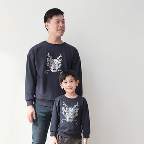 Indigo kids sweatshirt with metallic dragon print