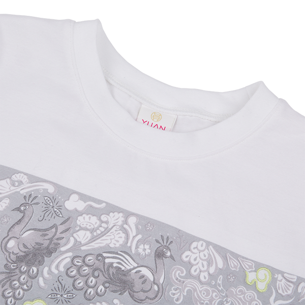 <tc>White adult T-shirt with peacock printed panels</tc>