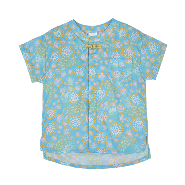 <tc>Celadon kids button down shirt with peacock print</tc>