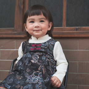 Baby dress with stand collar and Chinese knots