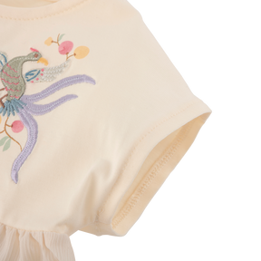 <tc>Cream baby Top with phoenix appliqué</tc>