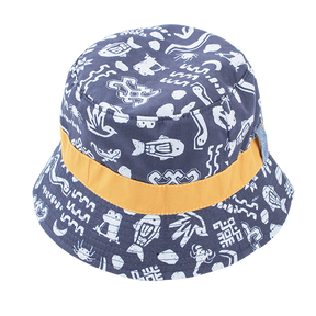 <tc>kids reversible bucket hat with five poisons print</tc>